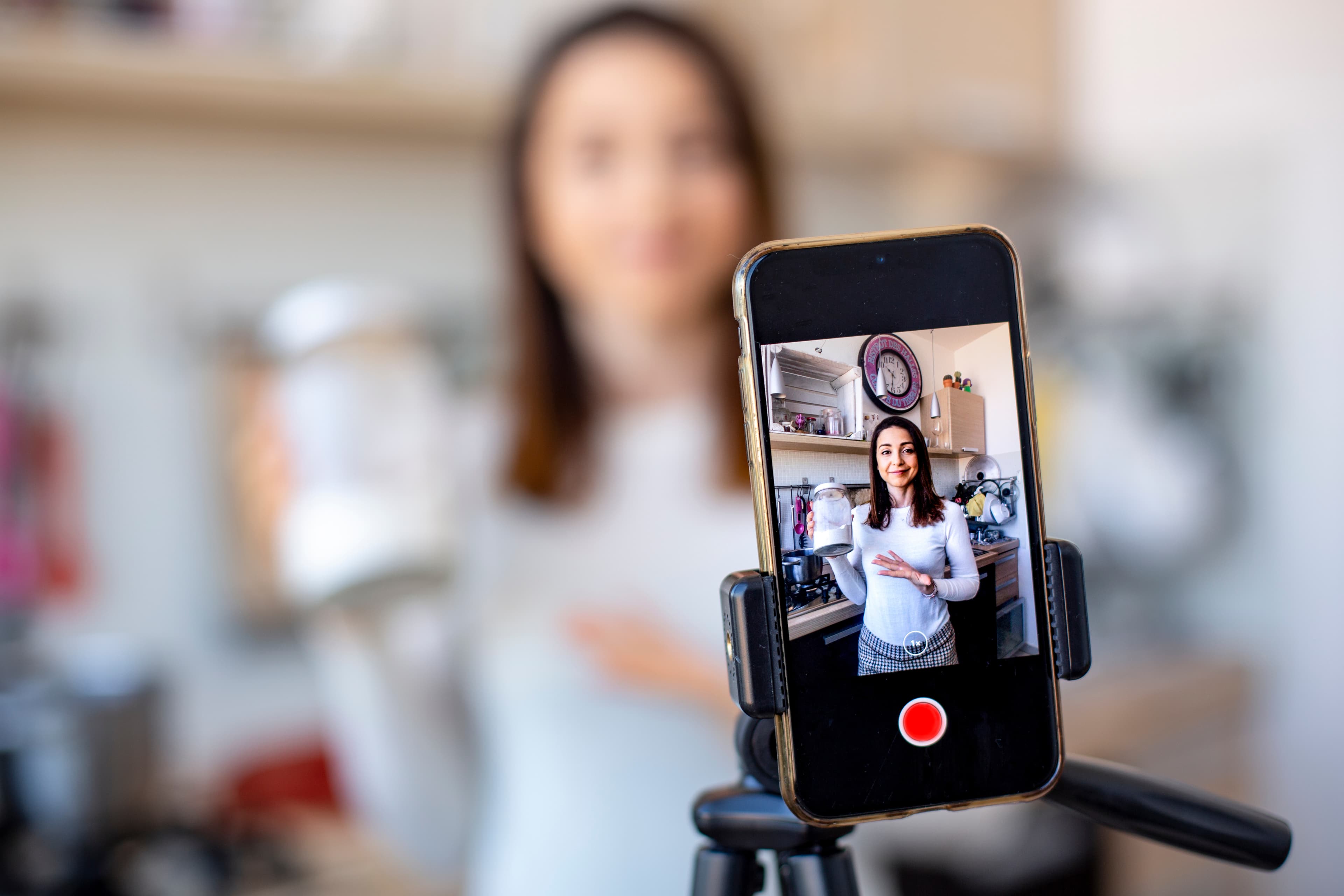 Artykuł Jak zacząć zarabiać na TikToku w 2026 roku